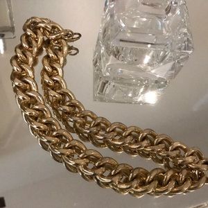 Chunky gold chain